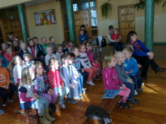Przedstawienie w przedszkolu